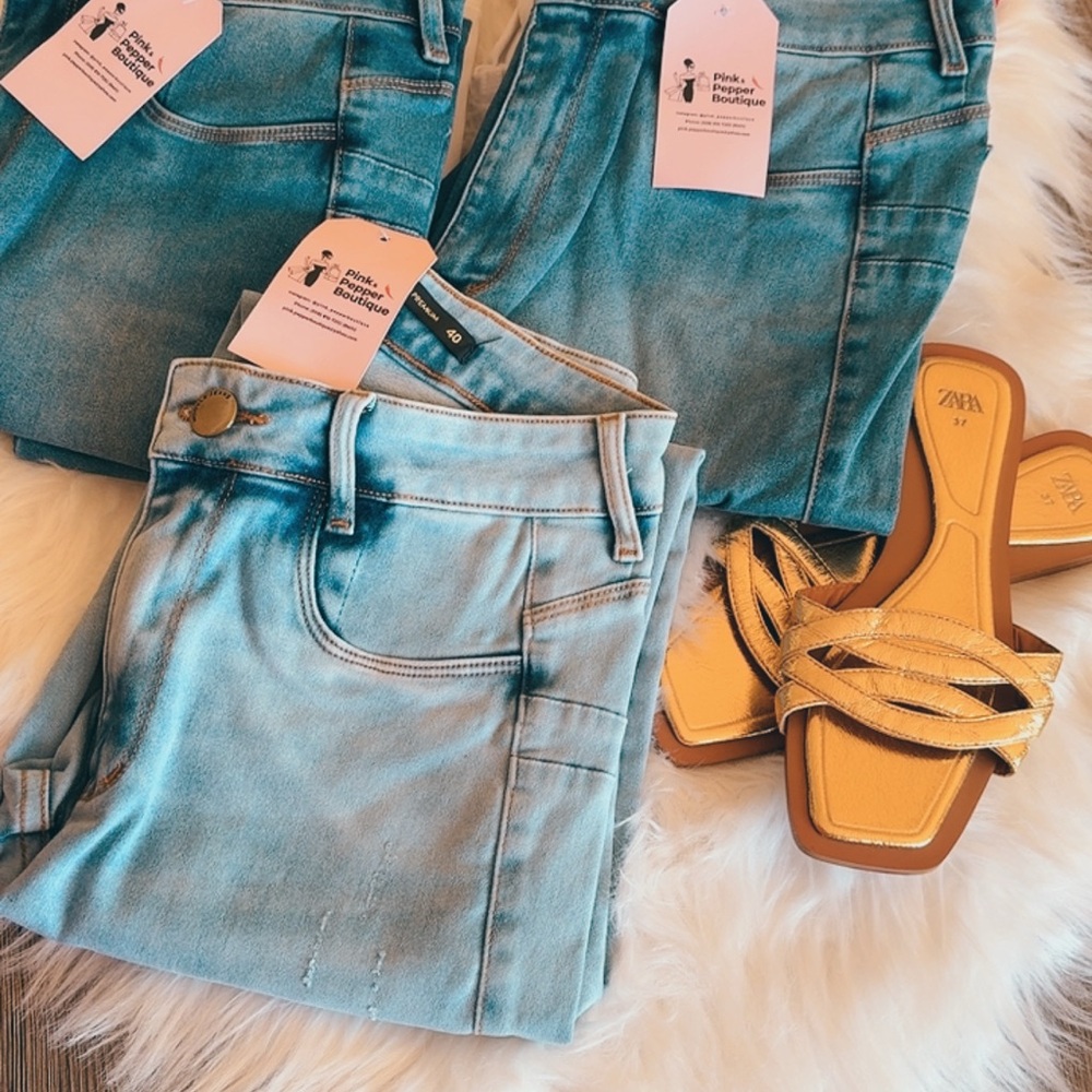 Women’s Light Blue Denim Jeans - Boutique